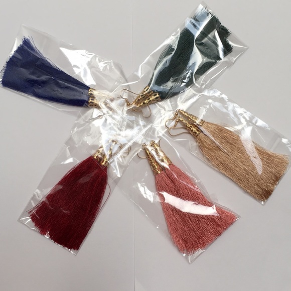 5 / $18 Bohemian Tassel Long Earring - Picture 4 of 6